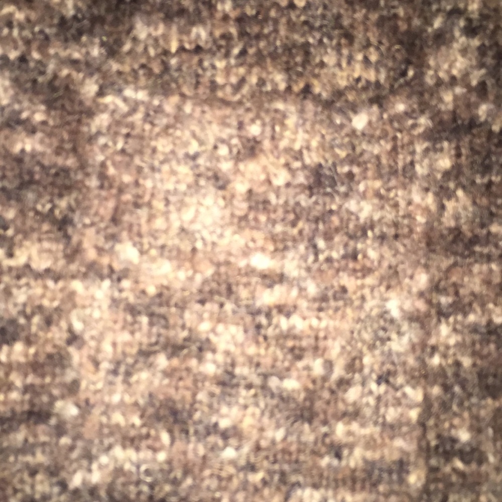 Doncaster Wrap With Two Pockets - image 3